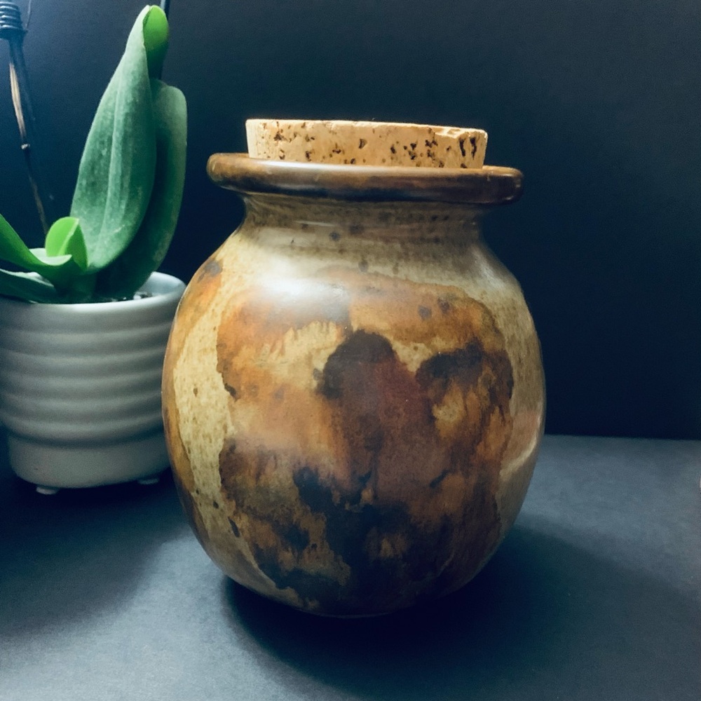 VTG MCM POTTERY JAR WITH CORK STOPPER SIGNED